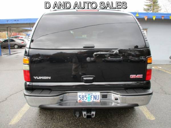 2005 GMC Yukon 4dr 1500 4WD SLT D AND D AUTO - cars & trucks - by... for sale in Grants Pass, OR – photo 4