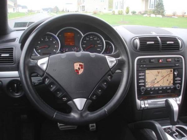 2010 Porsche Cayenne GTS AWD SUV - 405 Horsepower! All Service for sale in Bethlehem, PA – photo 18