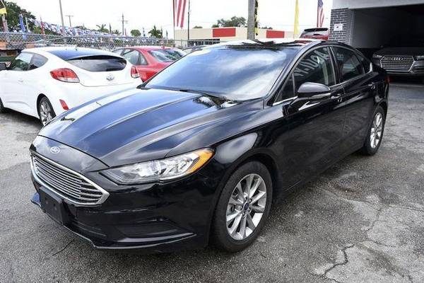 2017 Ford Fusion SE Sedan 4D BUY HERE PAY HERE - - by for sale in Miami, FL – photo 4