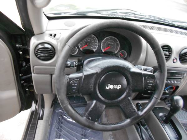 Jeep Liberty 4X4 Trail Rated Safe reliable SUV **1 Year Warranty** for sale in Hampstead, MA – photo 16
