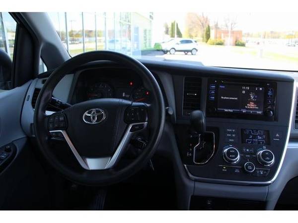 2016 Toyota Sienna mini-van L - Toyota Blue - - by for sale in Green Bay, WI – photo 17