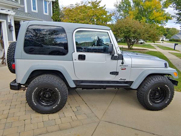2005 Jeep Wrangler for sale in South Elgin, IL – photo 2