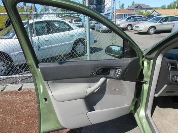 2007 Ford Focus SE SEDAN 4D - Down Pymts Starting at $499 - cars &... for sale in Marysville, WA – photo 5