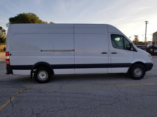 2011 Freightliner Sprinter 2500 170 Wheel Base LOW MILES for sale in Burbank, IL – photo 8