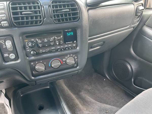 2000 Chevy Blazer 4x4 - Priced to sell - - by dealer for sale in burlington city, NJ – photo 10