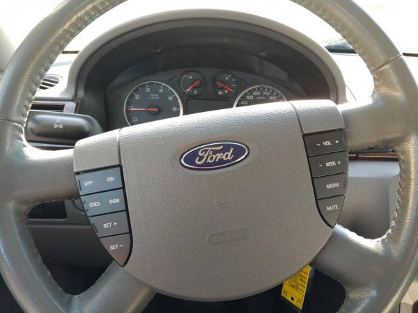 2007 Ford Five Hundred LOW Miles - cars & trucks - by dealer -... for sale in Derry, NH – photo 12