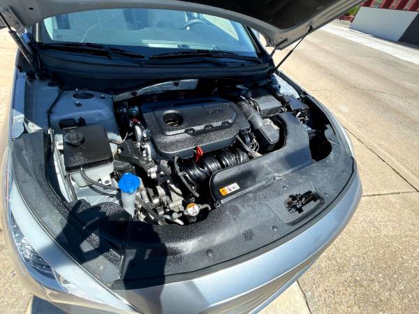2015 Hyundai Sonata, New factory installed engine, auto, great shape for sale in Oklahoma City, OK – photo 20