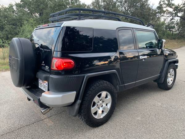 07 Toyota FJ Cruiser (97K Miles-One Owner) - - by for sale in San Antonio, TX – photo 6