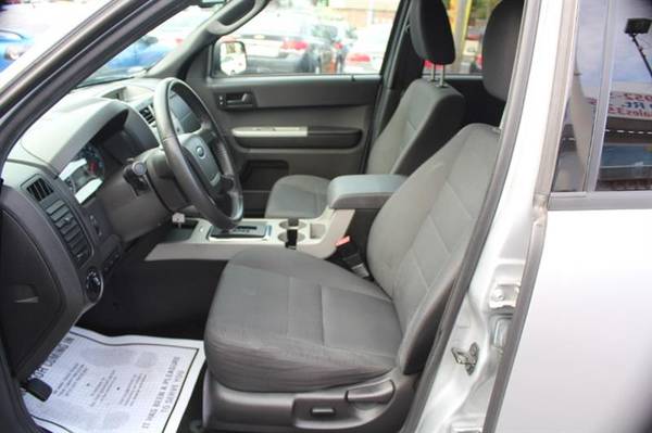 2011 Ford Escape XLT 1 OWNER NO ACCIDENTS SUNROOF NEW TIRES 105K SUV!! for sale in south amboy, NJ – photo 10