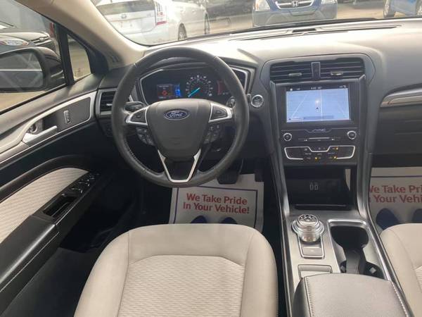 2019 Ford Fusion SEL *31K Miles!* Fully Loaded! - cars & trucks - by... for sale in Lincoln, NE – photo 16