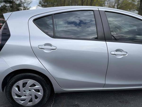 2016 Toyota Prius c Two 50mpg 21000 miles PKG2 Hybrid 1 owner clean for sale in Walpole, RI – photo 10