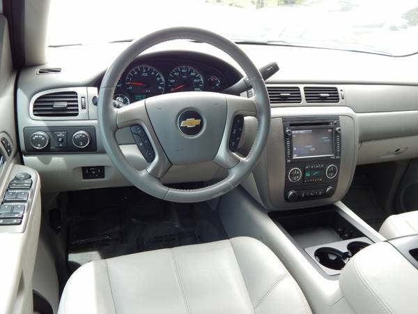 2012 Chevrolet Tahoe Z71 3LT w/3rd Row DVD & RARE Z71 PKG + Navi +... for sale in Kent, WA – photo 3
