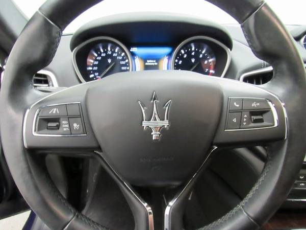 2017 Maserati Ghibli S Q4 for sale in Schaumburg, IL – photo 18