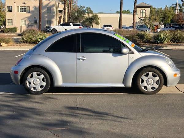 2001 Volkswagen New Beetle 2dr Cpe GLS Auto - cars & trucks - by... for sale in Corona, CA – photo 7