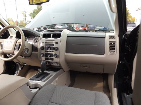 2010 FORD ESCAPE XLT - cars & trucks - by dealer - vehicle... for sale in Lima, OH – photo 12