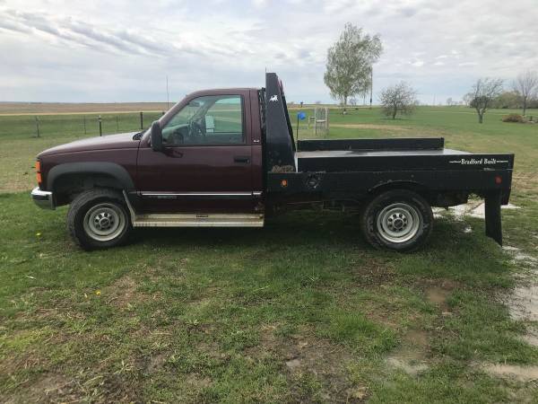 2000 GMC 2500 for sale in Low Moor, IA – photo 2