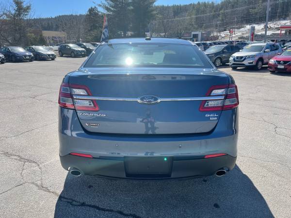 2018 Ford Taurus SEL Sedan - - by for sale in BERLIN, VT – photo 6