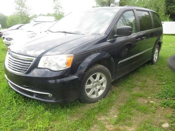 2012 Chrysler Town & Country - cars & trucks - by dealer - vehicle... for sale in Champlain, NY – photo 2