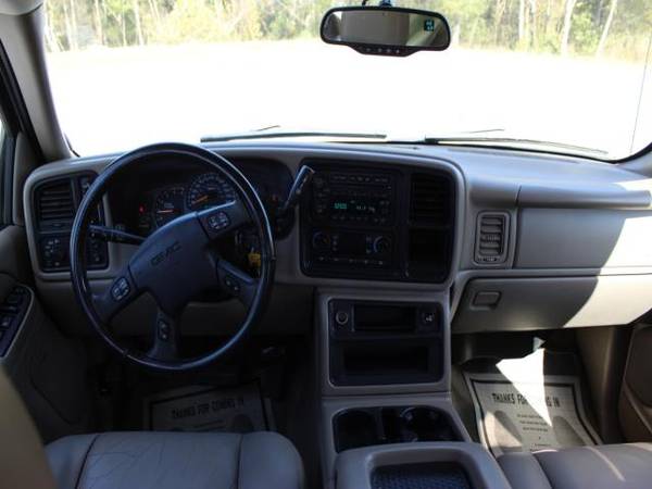 2005 GMC Sierra 3500 SLT Crew Cab 4WD - cars & trucks - by dealer -... for sale in Summerville, AL – photo 15