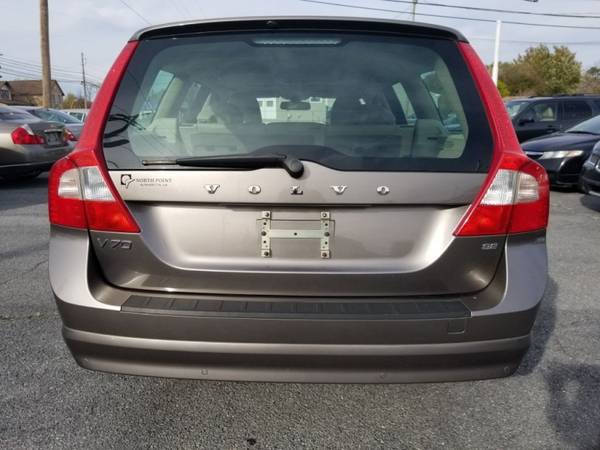 2008 VOLVO V70 32 with - cars & trucks - by dealer - vehicle... for sale in Winchester, MD – photo 4