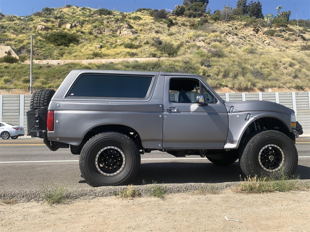 1992 Ford Bronco for sale in Pacific Palisades, CA – photo 11