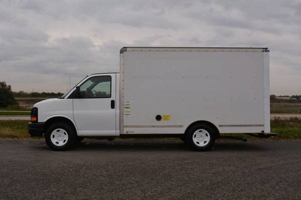 2012 GMC 3500 12ft Box Truck for sale in Ann Arbor, MI – photo 3