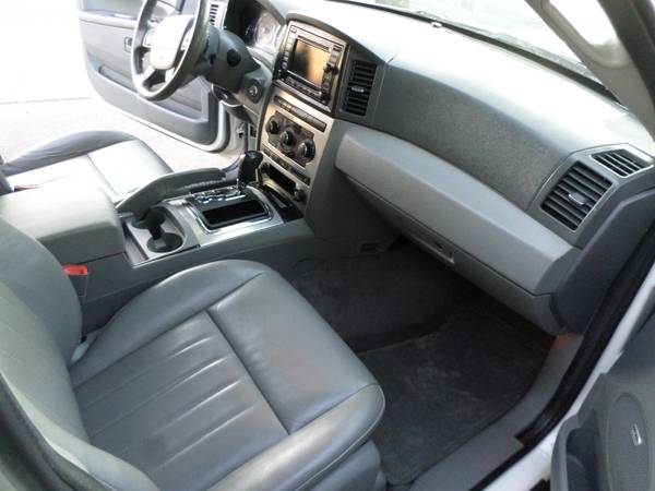 2007 Jeep Grand Cherokee - cars & trucks - by dealer - vehicle... for sale in New Haven, CT – photo 19