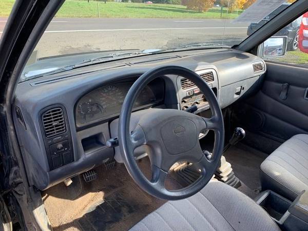 1994 Nissan Trucks 4WD 4x4 XE King Cab 5-Spd I-4 for sale in Corvallis, OR – photo 7