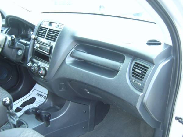 2007 Kia Sportage LX I4 4WD - cars & trucks - by dealer - vehicle... for sale in Fogelsville, PA – photo 19
