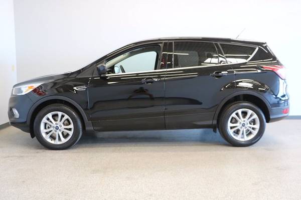 2017 Ford Escape SE hatchback Shadow Black [Black for sale in Nampa, ID – photo 8