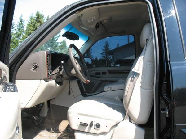 2005 Cadillac Escalade 4dr AWD - cars & trucks - by dealer - vehicle... for sale in Roy, WA – photo 13