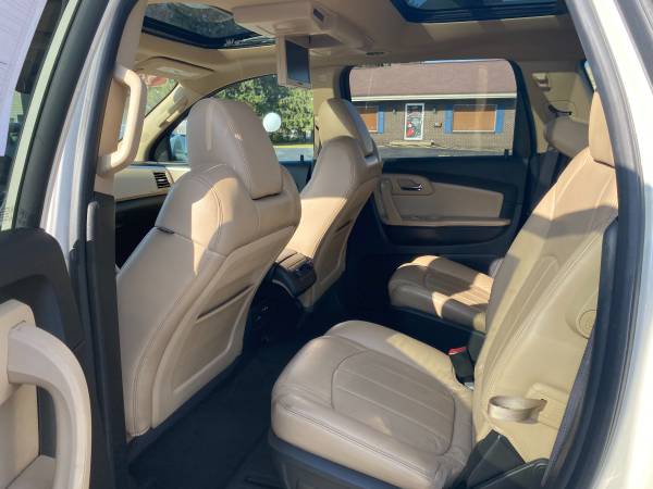 2012 CHEVY TRAVERSE LTZ AWD! FULLY LOADED! LEATHER! DVD! NAVI!... for sale in N SYRACUSE, NY – photo 10