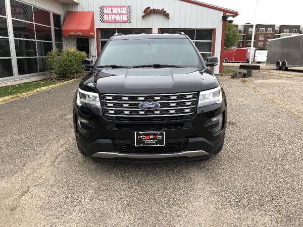 2016 Ford Explorer XLT 4WD - - by dealer - vehicle for sale in Middleton, WI – photo 2