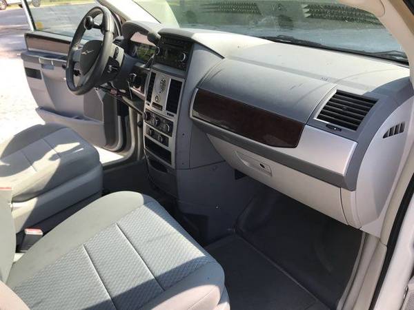 2010 Chrysler Town and Country Handicap Accessible Wheelchair Van for sale in Dallas, CA – photo 19