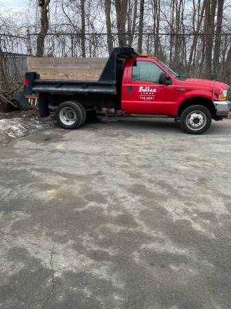 2001 Ford f-450 dump truck for sale in Newington , CT – photo 2