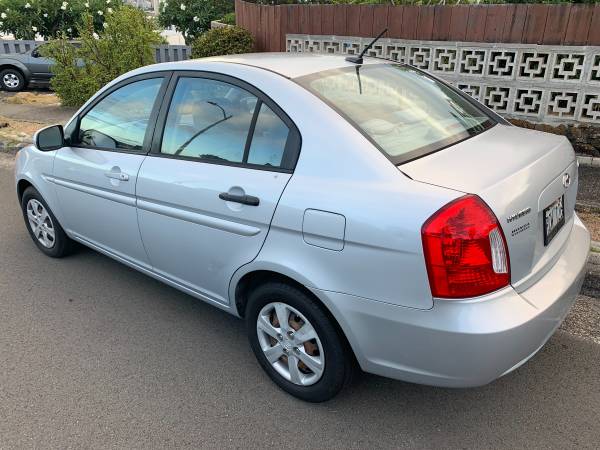 2010 hyundai accent- -- 4 door-- cold air-- - cars & trucks - by... for sale in Honolulu, HI – photo 5