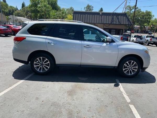 2013 Nissan Pathfinder SV*4X4*Tow Package*Back Up Camera*Roof Rack* for sale in Fair Oaks, CA – photo 6