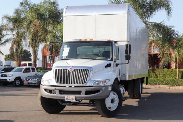 2018 International 4300 Diesel Dually Delivery Box Truck #33869 -... for sale in Fontana, CA – photo 3