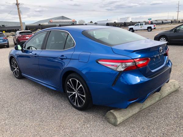 LIKE NEW! 2018 Toyota Camry SE with ONLY 35K Miles! Leather, - cars for sale in Idaho Falls, ID – photo 5