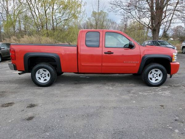 2009 Chevrolet Silverado 1500 Extended Cab - Honorable Dealership 3 for sale in Lyons, NY – photo 3