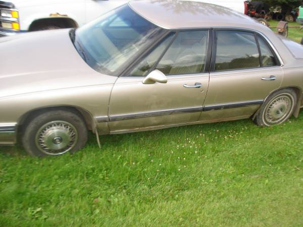 96 Buick LeSabre for sale in Grand Forks, ND – photo 2