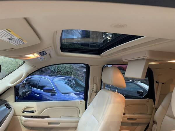 2008 Cadillac Escalade - - by dealer - vehicle for sale in Bothell, WA – photo 24