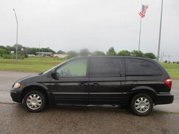 1999 Ford Expedition Eddie Bauer Leather - cars & trucks - by dealer... for sale in Moore , Okla., OK – photo 3