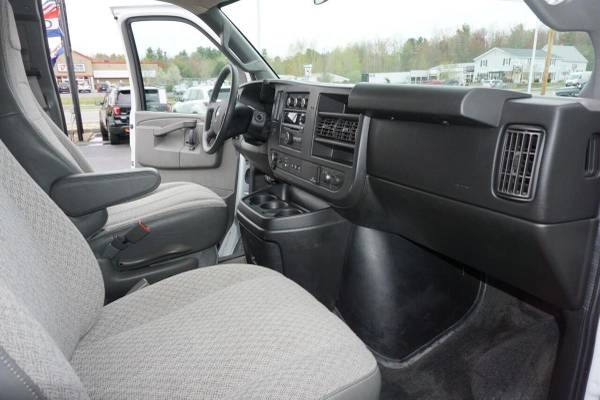 2017 Chevrolet Chevy Express Passenger LT 2500 3dr Passenger Van for sale in Plaistow, NH – photo 15