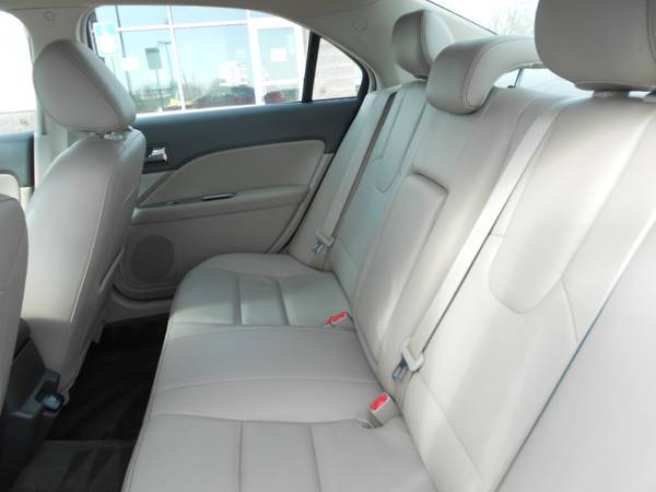 2011 Ford Fusion Hybrid - cars & trucks - by dealer - vehicle... for sale in Iowa City, IA – photo 10