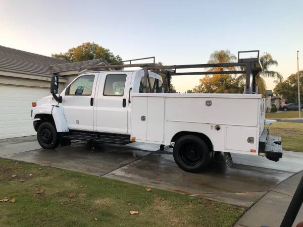 2004 GMC C4500 Topkick - cars & trucks - by owner - vehicle... for sale in Bakersfield, CA – photo 2