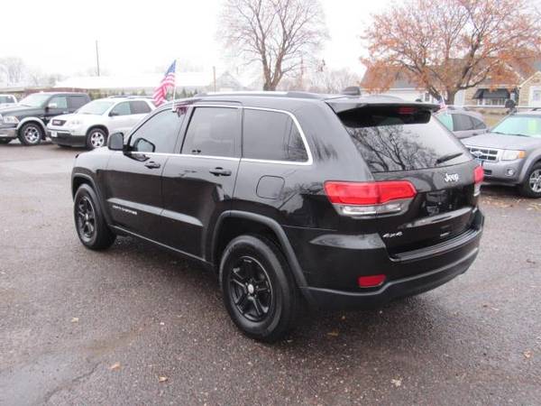 2014 Jeep Grand Cherokee 4WD 4dr Laredo - cars & trucks - by dealer... for sale in VADNAIS HEIGHTS, MN – photo 8