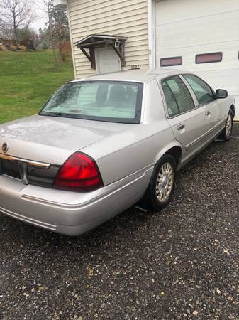 2006 Mercury Grand Marquis *96k MILES* - cars & trucks - by owner -... for sale in Eden, NY – photo 3