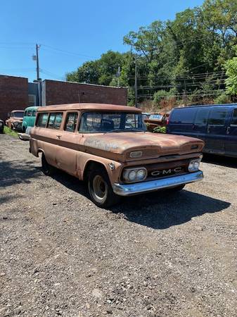 1961 Gmc Suburban Barn Find - cars & trucks - by dealer - vehicle... for sale in Pittsburgh, PA – photo 4