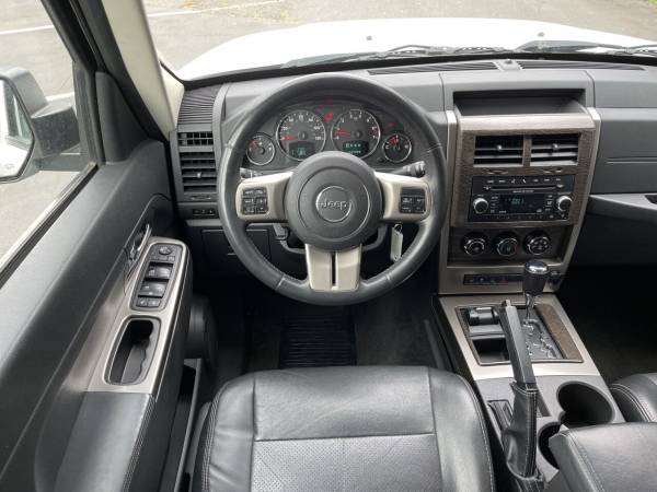 2012 Jeep Liberty 4x4 4WD Limited 4dr SUV - - by for sale in Lynnwood, WA – photo 18